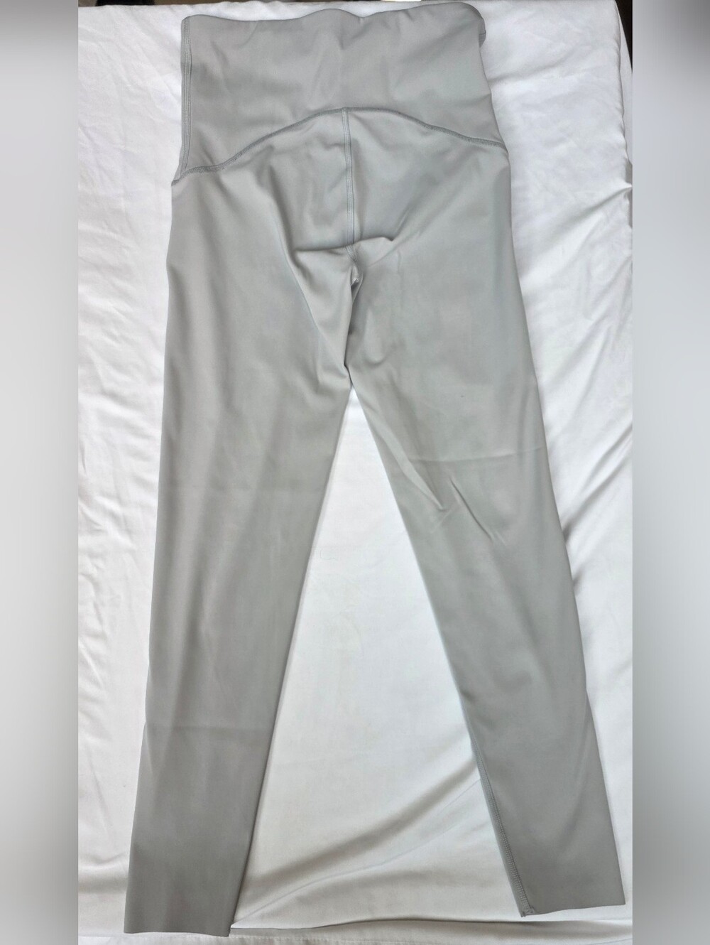 * SPANX Light Gray Sculpting Leggings‎ High Waist Yoga Workout Medium - Picture 6 of 9